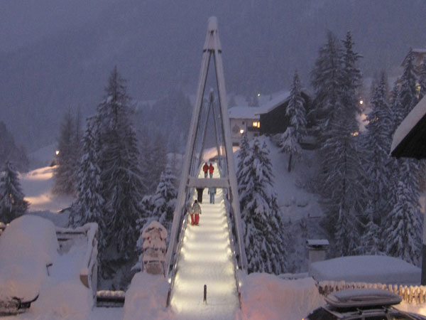 Haengebruecke Serfaus